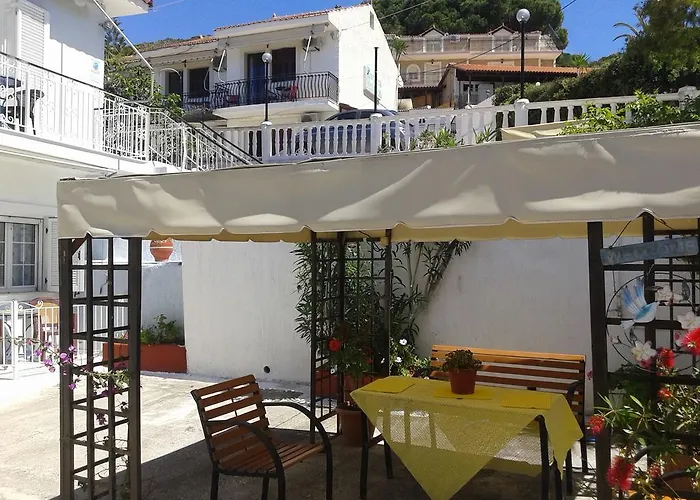 Aggelos Kefalonia Lassi